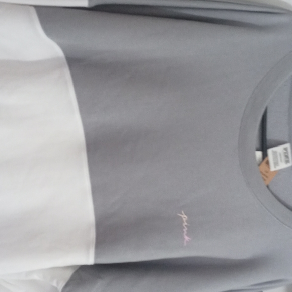 Pink sweater - Picture 2 of 3